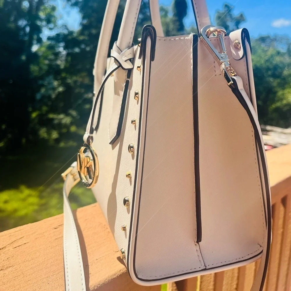 Michael Kors Maple Small Studded Satchel Crossbody White Leather NWT - Picture 3 of 6